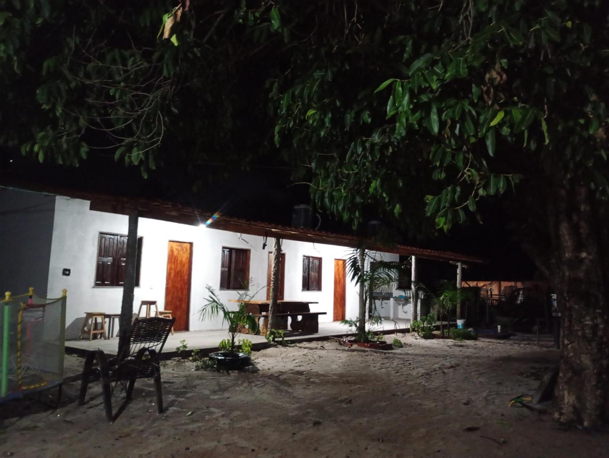 Hostel E Camping Na Rua Das Flores Santo Amaro do Maranhao Exterior foto