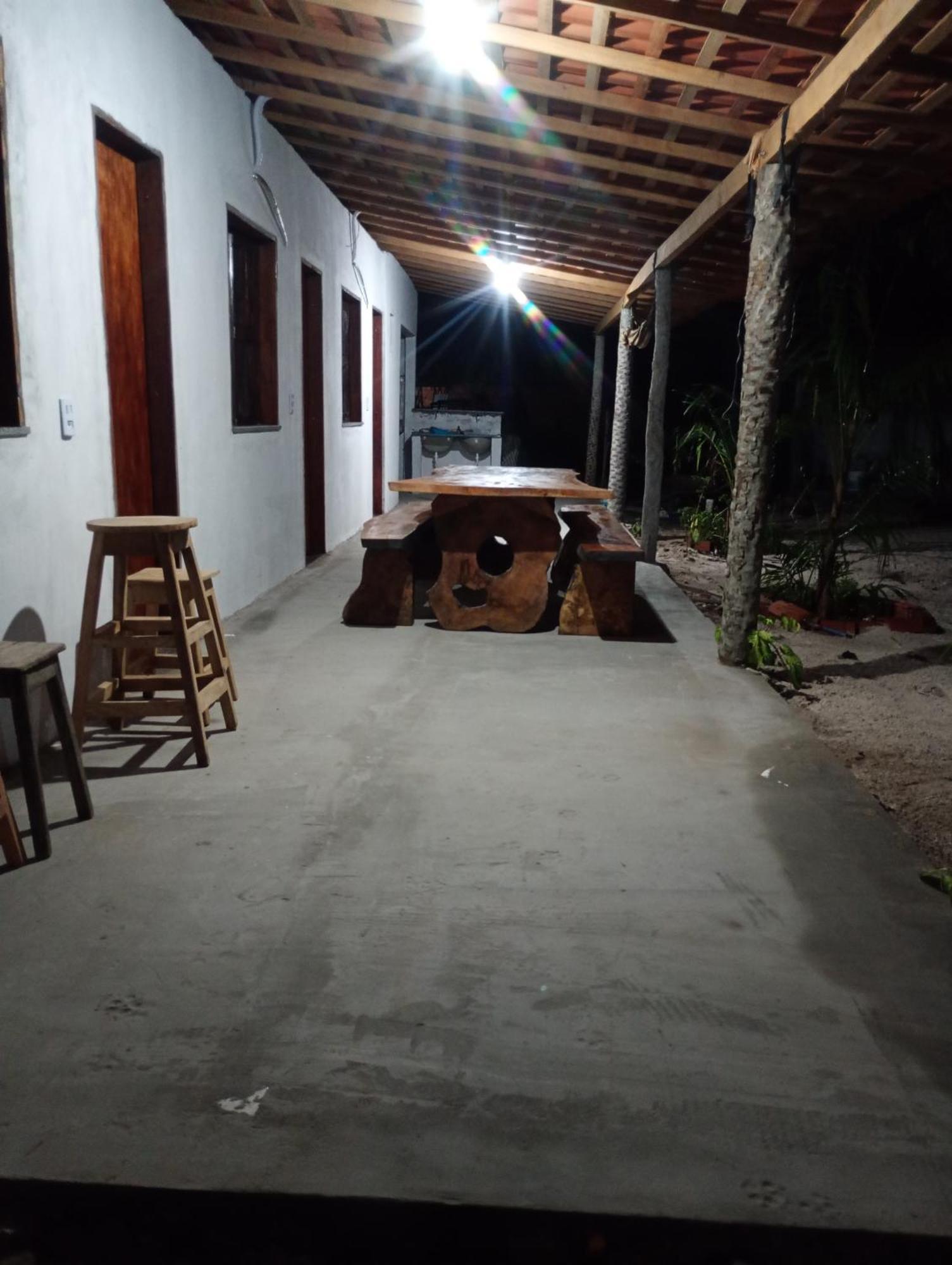 Hostel E Camping Na Rua Das Flores Santo Amaro do Maranhao Exterior foto