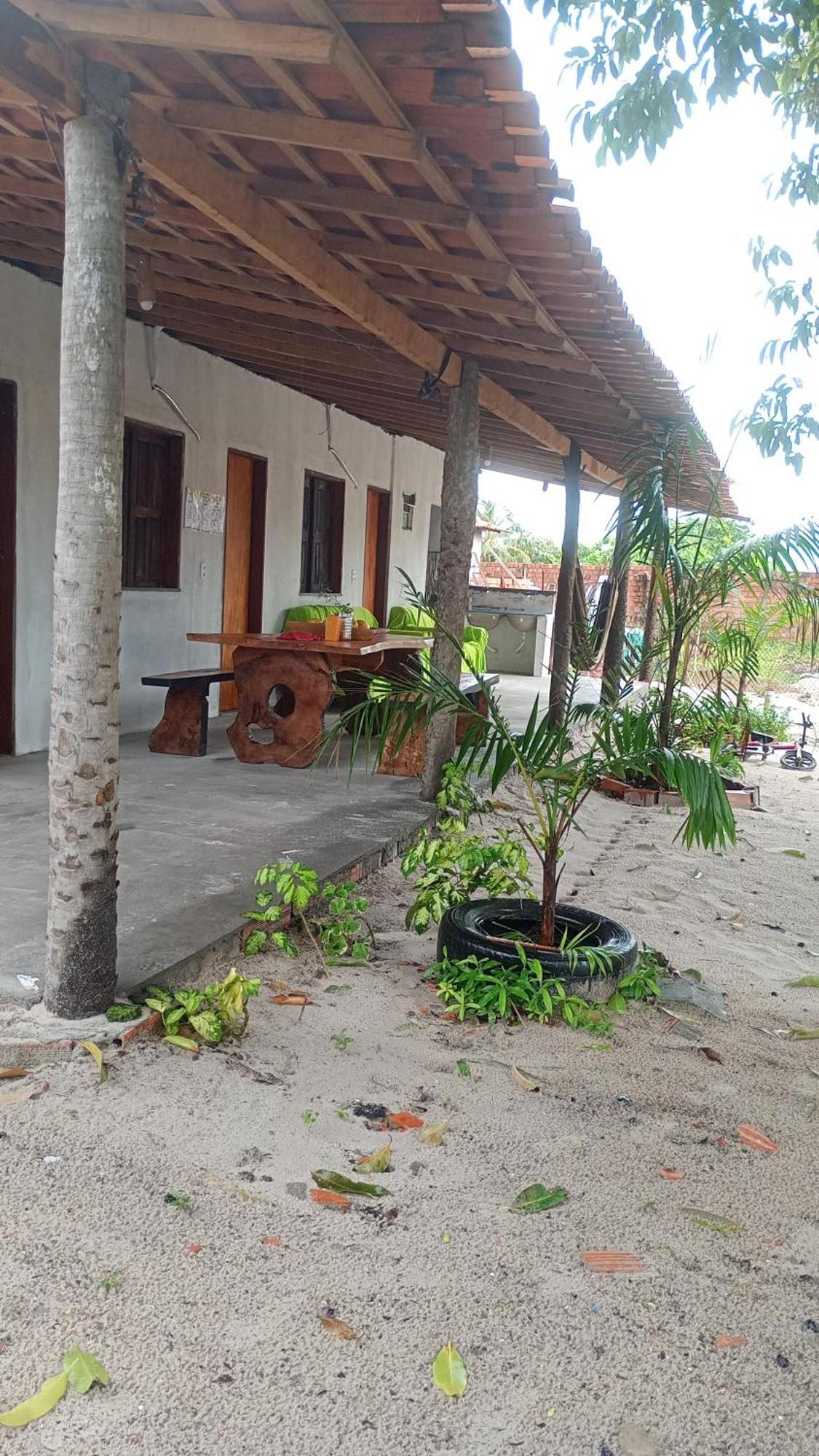 Hostel E Camping Na Rua Das Flores Santo Amaro do Maranhao Exterior foto